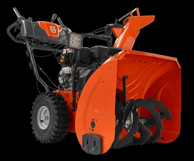 m6.webp Husqvarna ST224 24″ Snow Blowers - Image 1